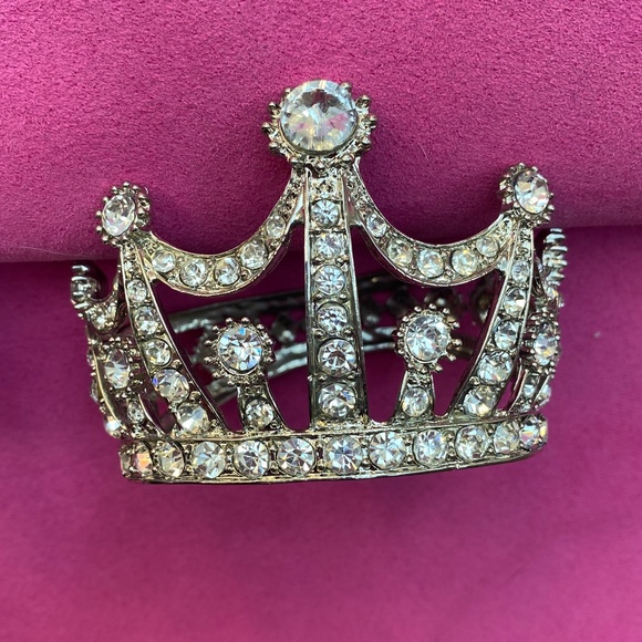 Set of Crown Cuff Bracelets - Picture 7 of 9